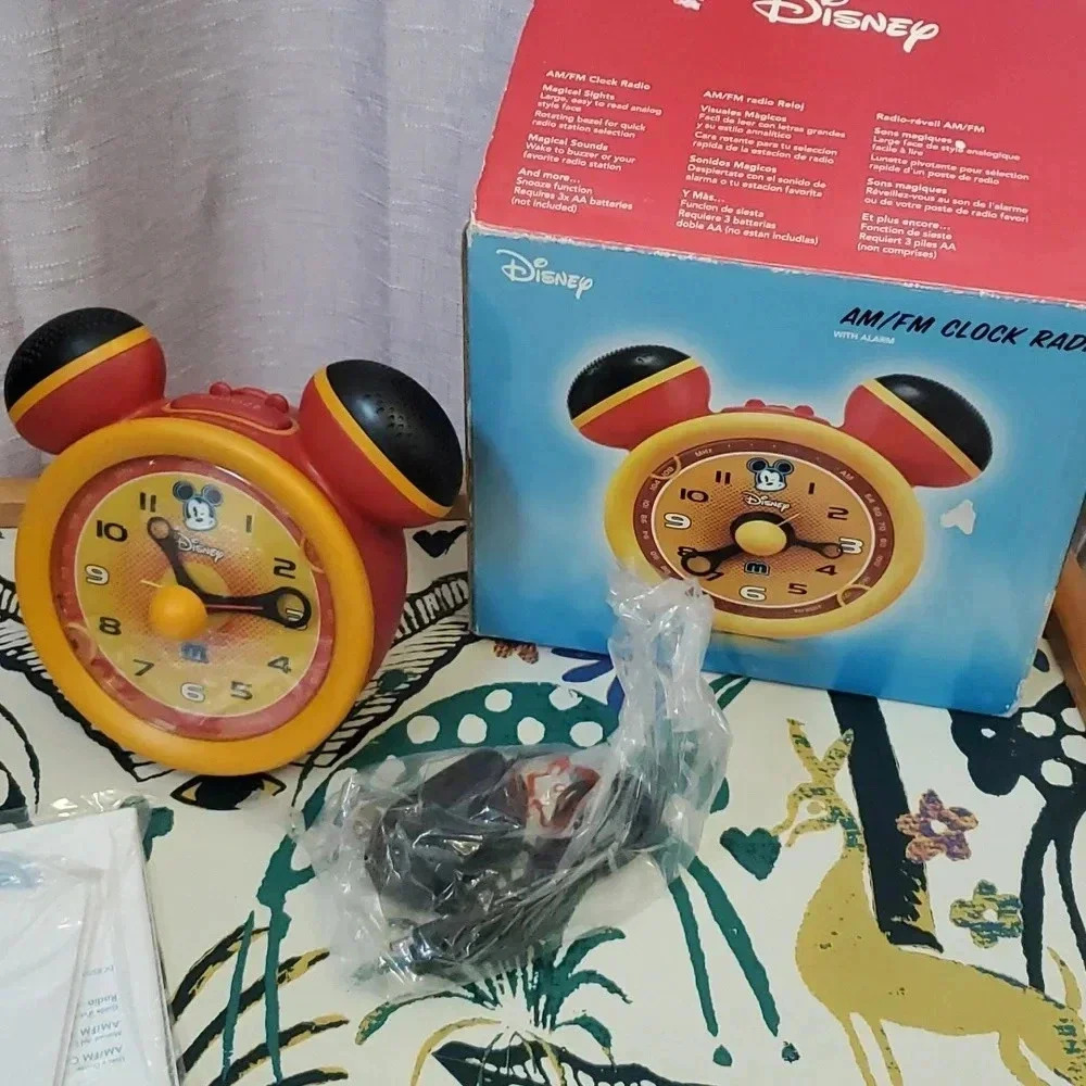 NIB MICKEY RADIO - Picture 2 of 7